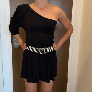 VENUS Black One-Shoulder Romper w/Elastic Waist & belt loops(belt not included)